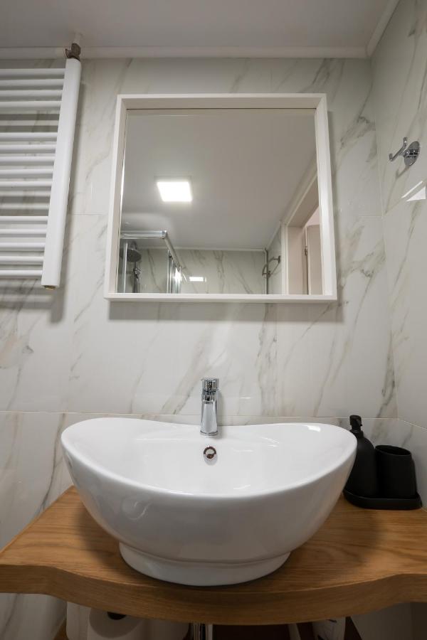 Ikos Central Spacious Apartment Thessaloníki Ngoại thất bức ảnh